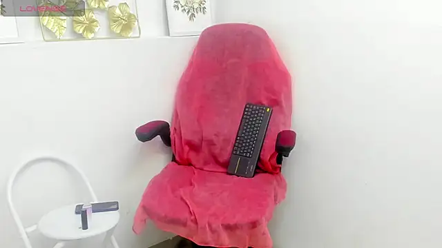 FRAN DESS online show from February 2025 07:34:01 PM