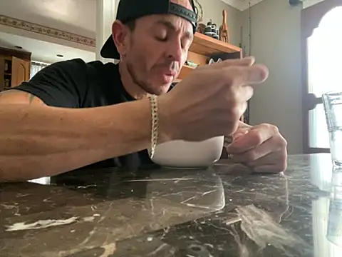 Gman143187 online show from October 2025 07:45:01 PM