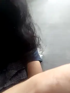 Snapshot of weeif chatting on October 2025 07:10:02 PM weeif online show from October 2025 07:10:02 PM