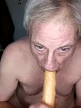 Snapshot of patti-cumdump chatting on December 2024 10:51:01 PM patti-cumdump online show from December 2024 10:51:01 PM