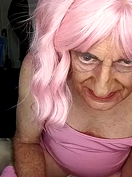 Snapshot of patti-cumdump chatting on December 2024 06:57:02 PM patti-cumdump online show from December 2024 06:57:02 PM