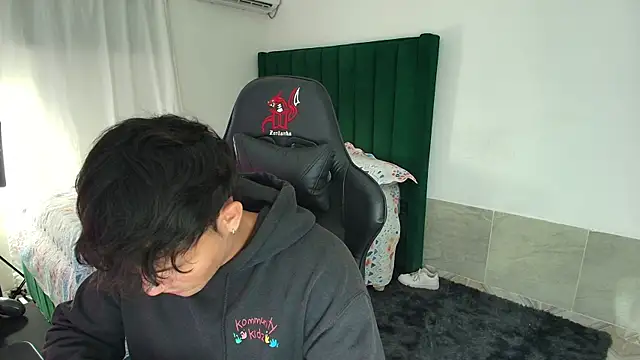 man dur07 online show from February 2026 04:57:02 AM