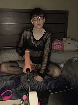 YourFavTwinkie online show from January 2025 08:31:02 AM