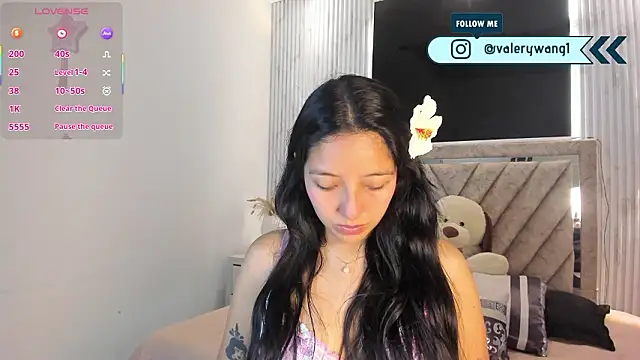 Valery wang online show from March 2026 01:18:01 PM