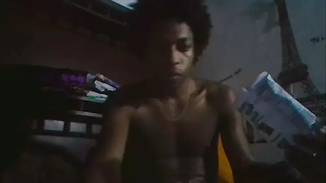 Snapshot of LarryCollin chatting on February 2025 04:20:01 AM LarryCollin online show from February 2025 04:20:01 AM