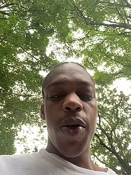 Snapshot of LarryCollin chatting on February 2025 07:21:01 PM LarryCollin online show from February 2025 07:21:01 PM