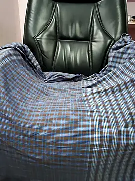 Snapshot of KMRomance chatting on September 2025 01:25:02 PM KMRomance online show from September 2025 01:25:02 PM