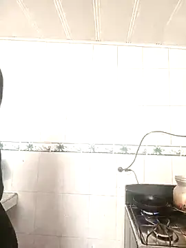 giuliana andrade online show from December 2024 05:18:02 PM