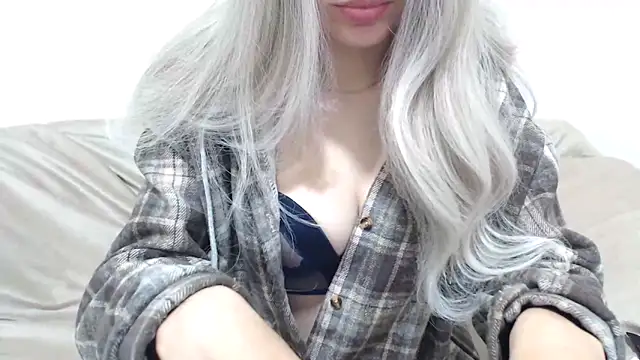  kitty Rose  online show from April 2026 02:05:02 AM