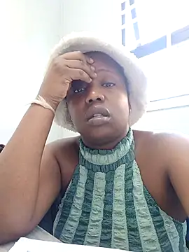 Snapshot of SWEETCLITYxxx chatting on October 2025 08:31:02 AM SWEETCLITYxxx online show from October 2025 08:31:02 AM