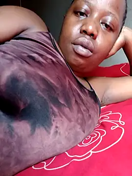 Snapshot of SWEETCLITYxxx chatting on December 2025 10:45:02 AM SWEETCLITYxxx online show from December 2025 10:45:02 AM