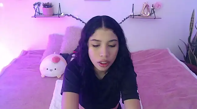 Snapshot of AmberJeong chatting on December 2024 10:42:01 PM AmberJeong online show from December 2024 10:42:01 PM