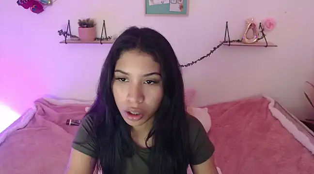 Snapshot of AmberJeong chatting on December 2024 12:44:02 AM AmberJeong online show from December 2024 12:44:02 AM