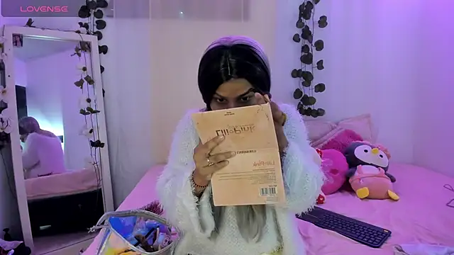 catalina and roger online show from October 2025 12:06:01 PM