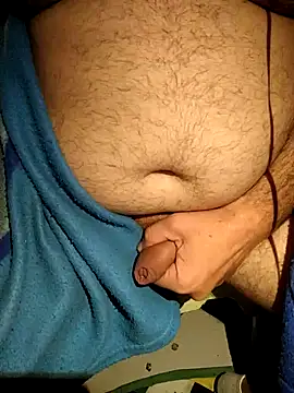 Leocesar37 online show from May 2026 04:04:02 PM