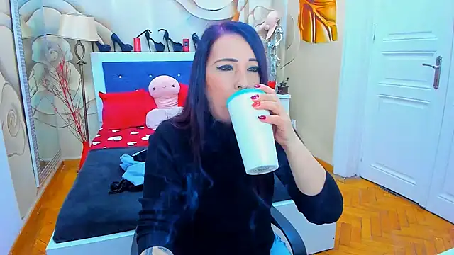 LauraSin online show from February 2025 04:14:02 AM