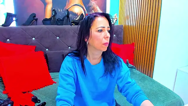 LauraSin online show from May 2026 03:36:02 AM
