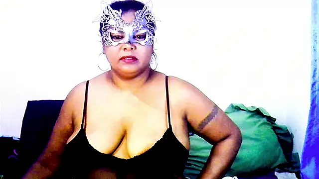 Snapshot of Mysterylady143 chatting on January 2026 07:30:01 PM Mysterylady143 online show from January 2026 07:30:01 PM