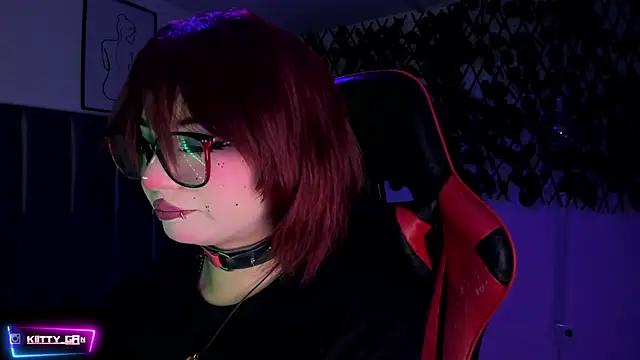 Kitty Gang online show from October 2025 02:03:02 AM