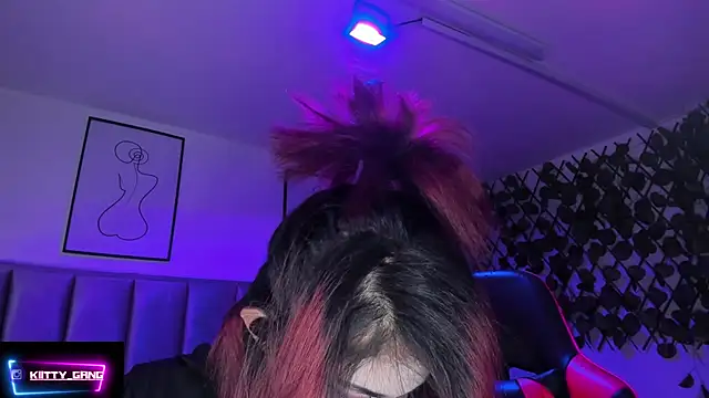 Kitty Gang online show from January 2026 01:54:02 AM