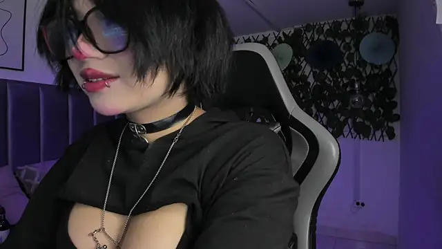 Kitty Gang online show from June 2026 12:34:02 AM