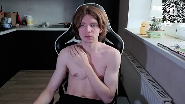 Snapshot of spaisenok chatting on October 2025 12:28:01 PM spaisenok online show from October 2025 12:28:01 PM