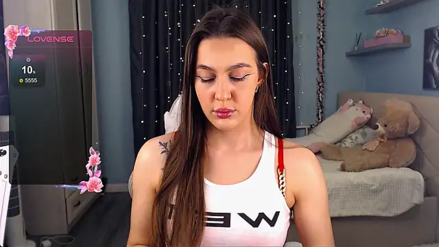 Doll Jasmine  online show from November 2025 09:46:02 PM