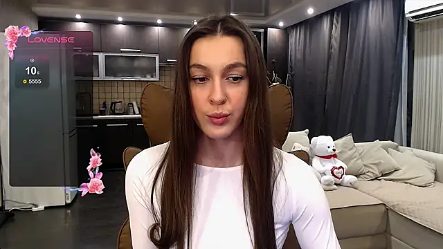 Snapshot of Doll_Jasmine_ chatting on March 2026 08:31:01 PM Doll Jasmine online show from March 2026 08:31:01 PM