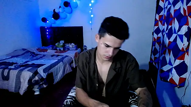 Snapshot of freddy_romas chatting on January 2026 05:05:02 PM freddy romas online show from January 2026 05:05:02 PM