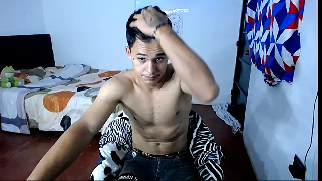 Snapshot of freddy_romas chatting on February 2026 01:51:01 PM freddy romas online show from February 2026 01:51:01 PM
