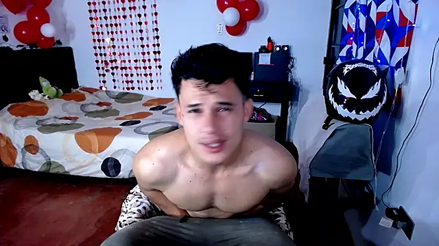 Snapshot of freddy_romas chatting on April 2026 12:17:02 PM freddy romas online show from April 2026 12:17:02 PM