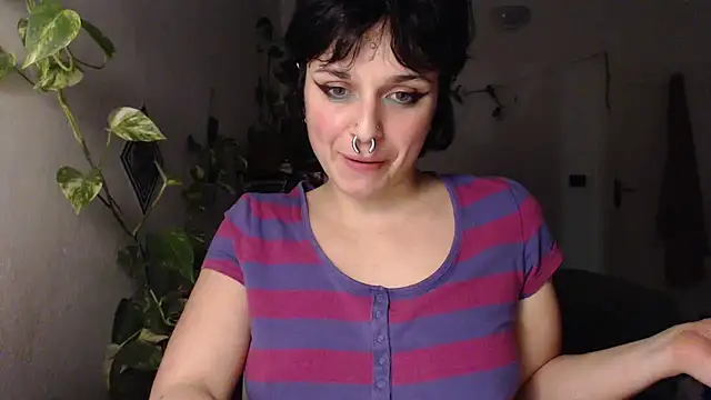 kinkyspirali online show from December 2025 12:41:02 AM