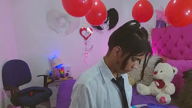 AlexaFontana online show from February 2025 02:06:02 PM