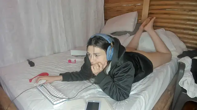 Snapshot of soysara15 chatting on January 2025 12:22:02 AM soysara15 online show from January 2025 12:22:02 AM