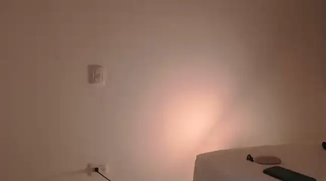 Snapshot of Gia_Ferh chatting on January 2025 03:43:02 AM Gia Ferh online show from January 2025 03:43:02 AM