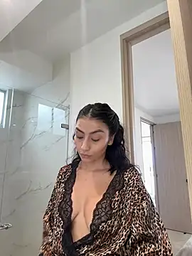 Gia Ferh online show from May 2026 03:49:02 PM