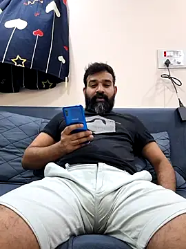 Fun Guuy online show from November 2025 07:13:02 PM