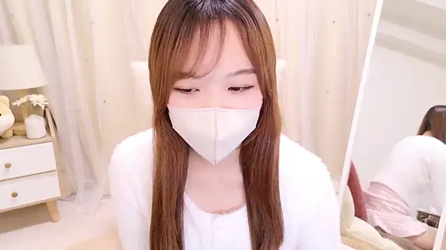 Snapshot of HANApipi chatting on January 2025 10:17:02 AM HANApipi online show from January 2025 10:17:02 AM