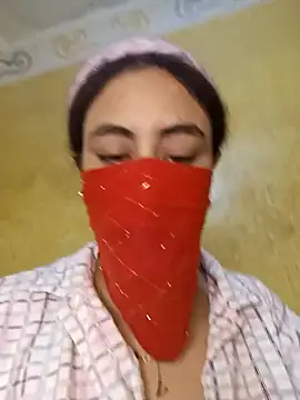 Snapshot of Lalou chatting on December 2024 12:25:02 PM Lalou online show from December 2024 12:25:02 PM