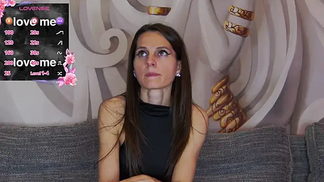 hailey peach online show from June 2026 05:04:02 PM