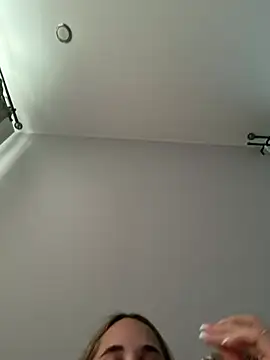 MiaMilas online show from July 2026 12:29:01 PM