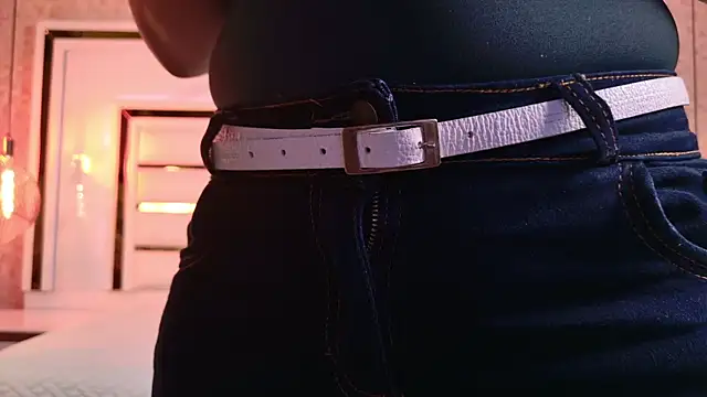 sophie 1 online show from October 2025 03:07:01 AM