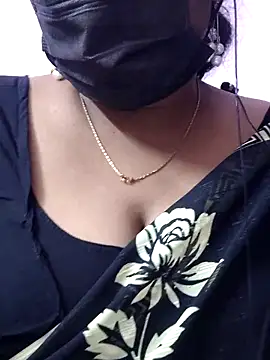 mallu-sumi online show from December 2025 04:45:02 PM