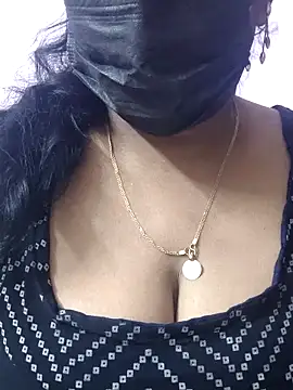 mallu-sumi online show from April 2026 06:47:01 PM