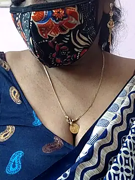 mallu-sumi online show from July 2026 03:42:01 AM