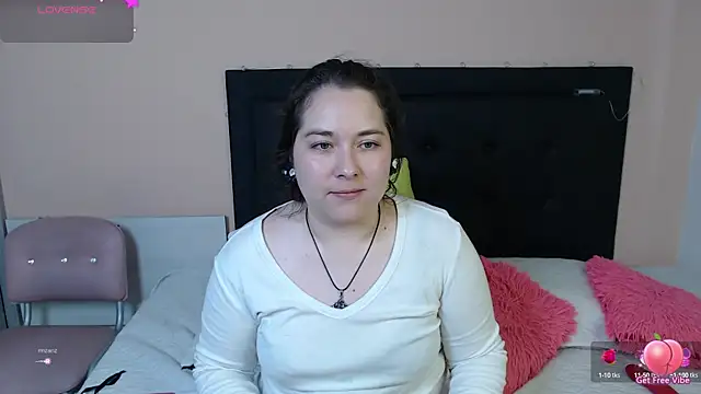 May Carlier online show from February 2025 08:41:02 PM