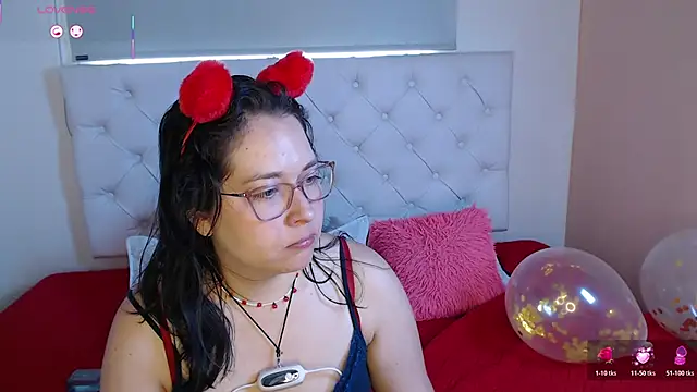 May Carlier online show from February 2026 05:31:01 PM