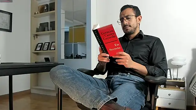 pablo-rincon95 online show from June 2026 11:59:01 AM