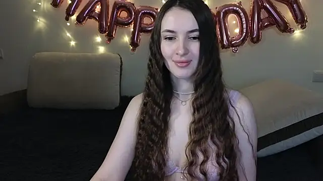 Snapshot of Tutti_Frutt1s chatting on November 2025 06:02:02 AM Tutti Frutt1s online show from November 2025 06:02:02 AM