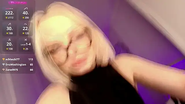 horny blondiee online show from December 2024 11:40:01 AM